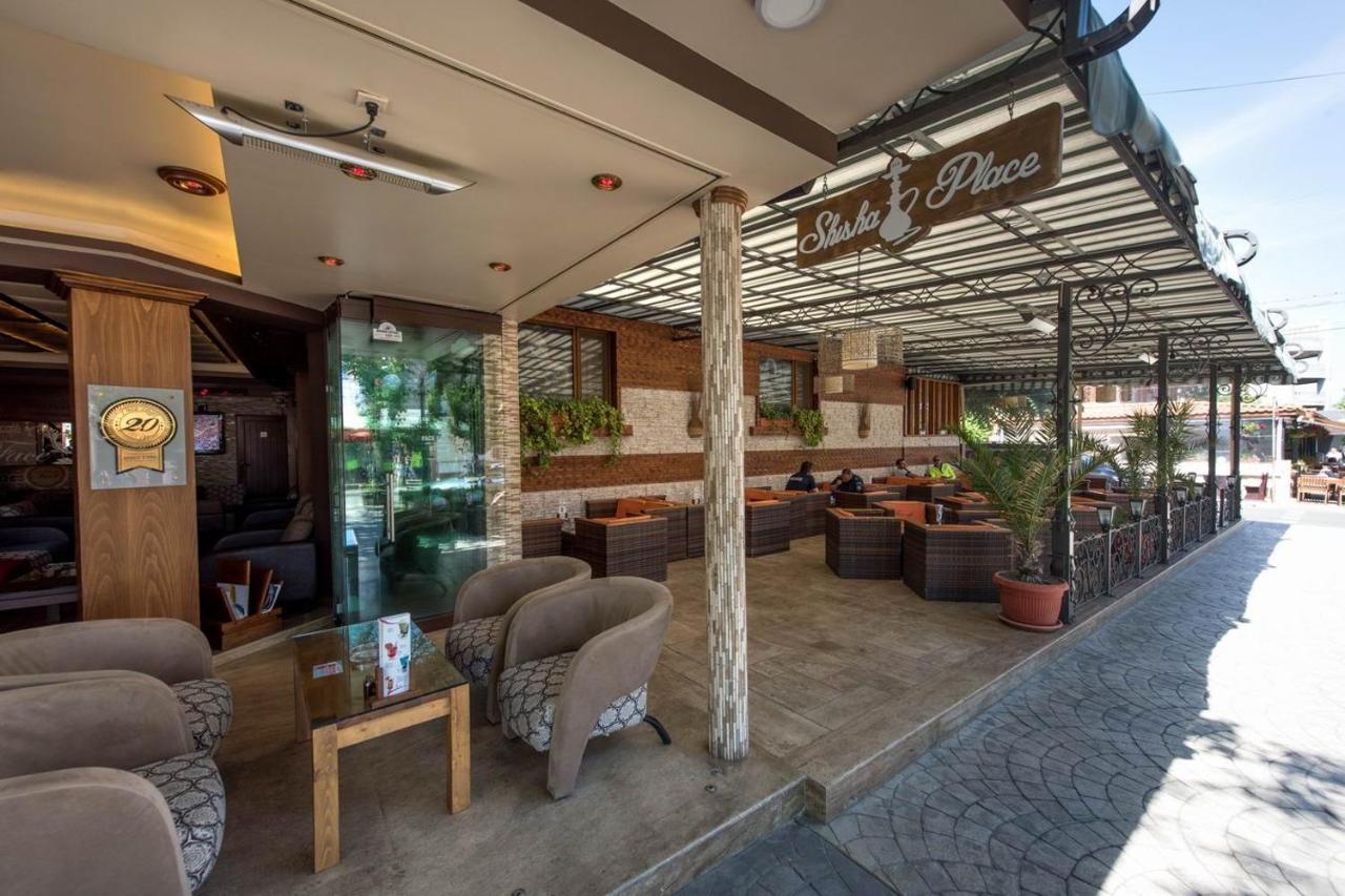 Gt Riviera Fort Beach Apartments 라브다 외부 사진