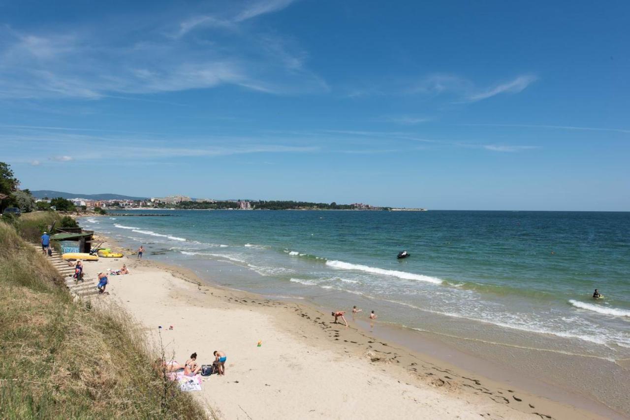 Gt Riviera Fort Beach Apartments 라브다 외부 사진